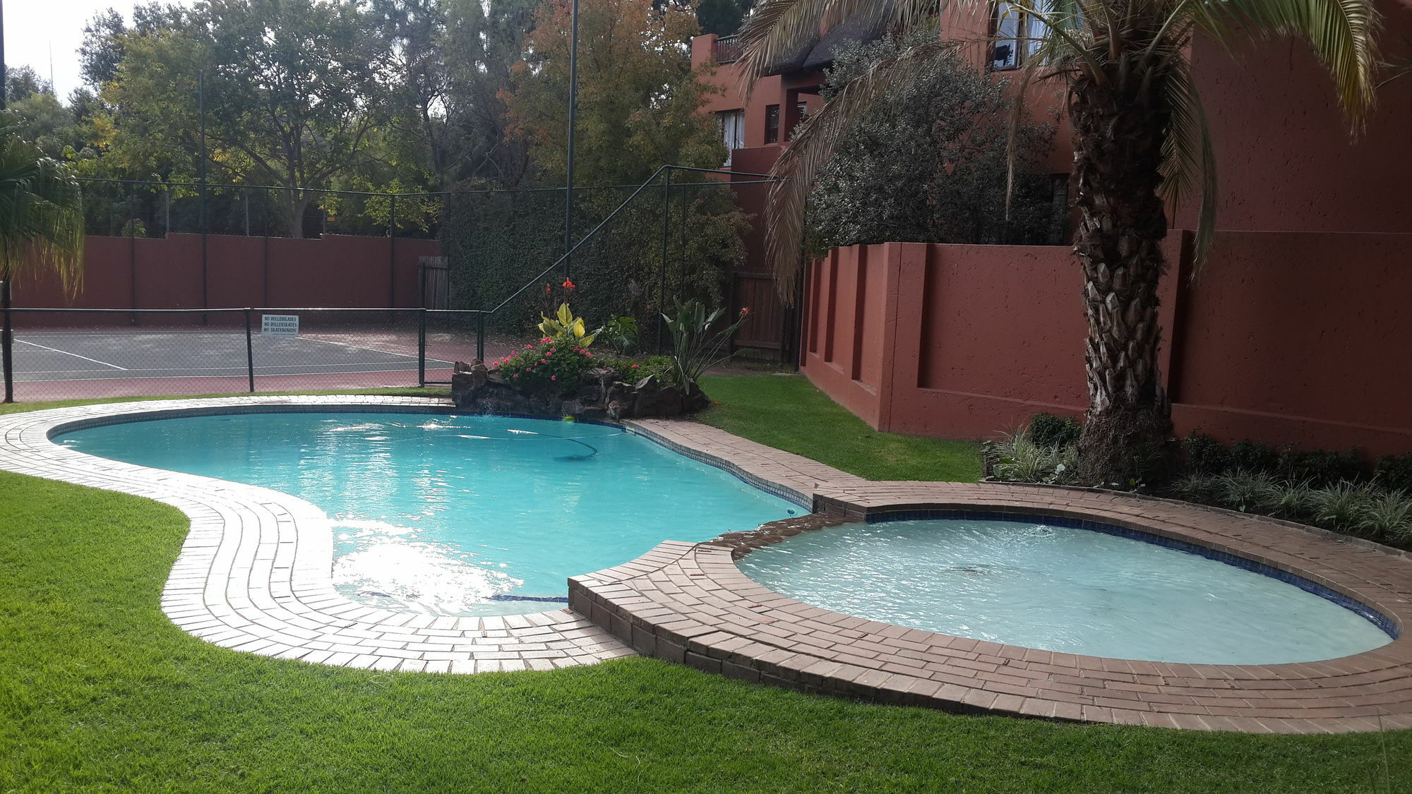 Singati Sands Sunninghill Sandton Bagian luar foto